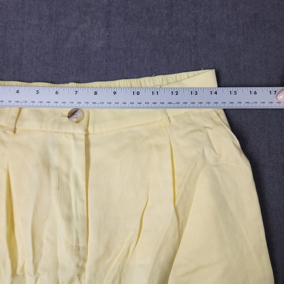 Loft Shorts Womens Size 2 High Rise Lyocell Yellow Bermuda Old Money - Picture 2 of 9